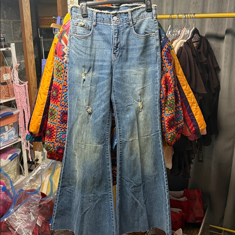 Pilcro Medium Blue High-Rise Flare Jeans - Picture 3 of 6